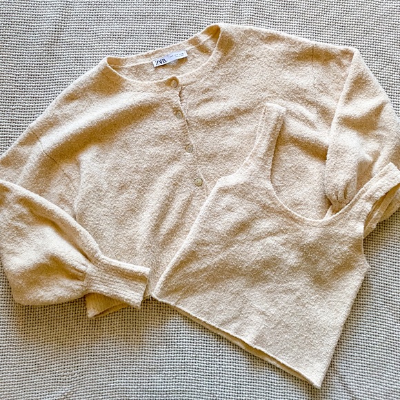 Zara Sweaters - Zara Tan Cream Popcorn Cardigan and Tank Matching Sweater Set size S